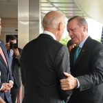 Biden y Erdogan aceptan sus diferencias en una cumbre pacífica